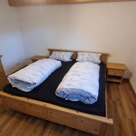 Ruhige Ferienwohnung Inklusive Garten Souterrain - Neu Renoviert Lachen Eksteriør billede