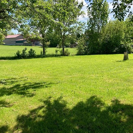 Ruhige Ferienwohnung Inklusive Garten Souterrain - Neu Renoviert Lachen Eksteriør billede